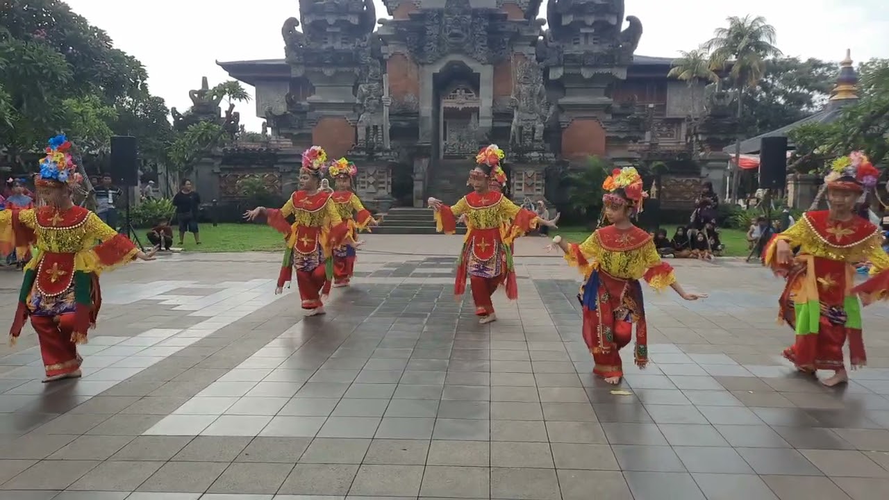 Soul Of Youth TMII....Tari AJENG SUMEKAR....Anj. DKI Jakarta