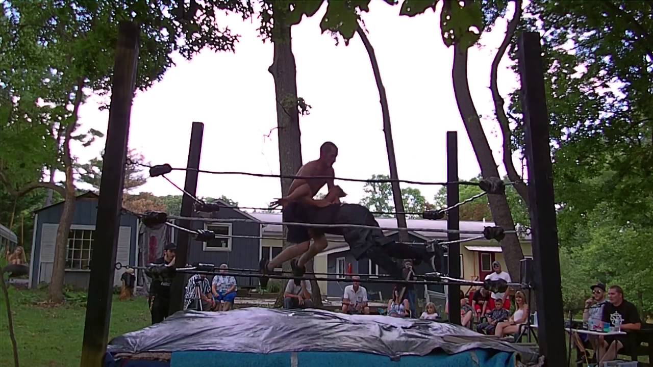 DOMINATING BACKYARD WRESTLING Saturday Thunder Punch: Global Match