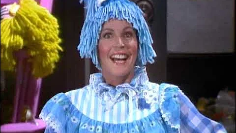 Helen Reddy - Blue (The Carol Burnett Show / 1977 ...