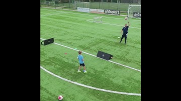 1on1 reactive agility, passing&finishing #scanning #react #growingtalent #agilitytraining