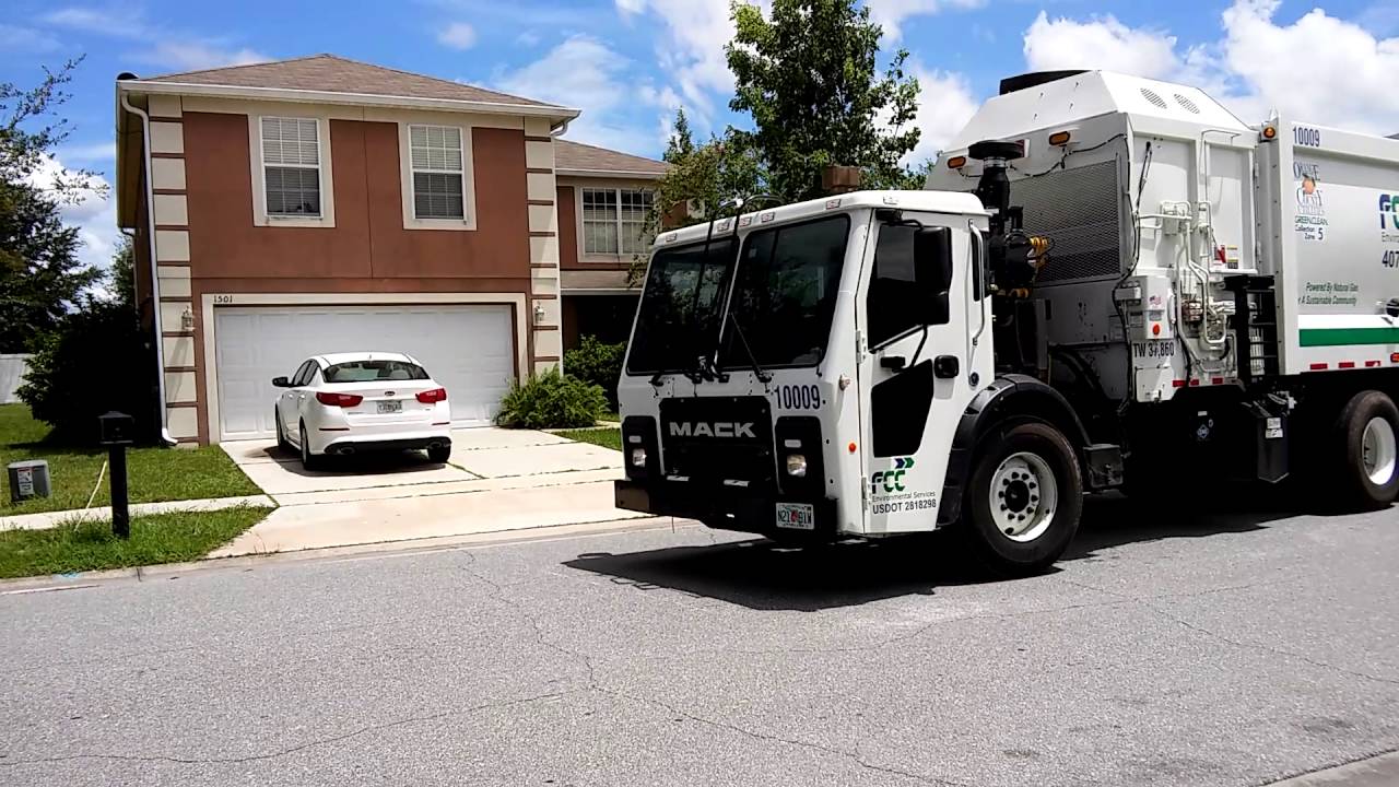 Side Loader Garbage Truck (FCC Environmental Services) Part 2 YouTube