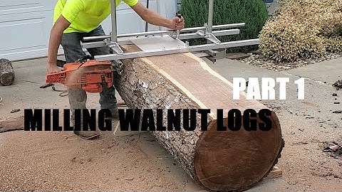 Milling Walnut Logs with a Chainsaw Mill | Part 1