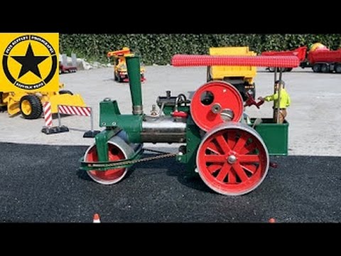 Bruder toy videos: WILESCO DAMPFWALZE D 365 Old Smoky STEAMS in Jack's BRUDER World!