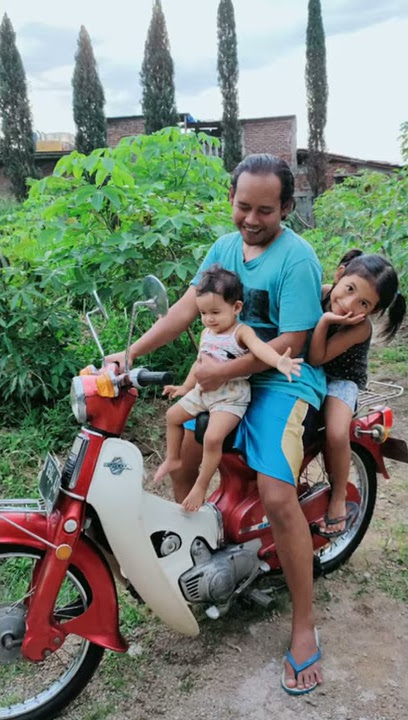 Jalan Jalan Sore Naik Motor Tua - Mengukir Kenangan Indah Masa Kecil