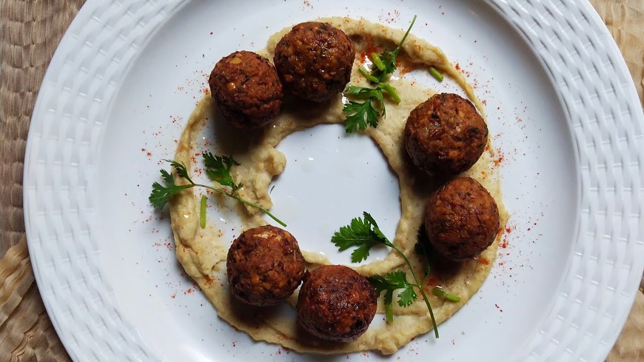 Falafal with Hummus - YouTube