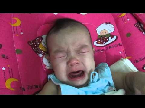 funny-baby-sad-face-video-2015