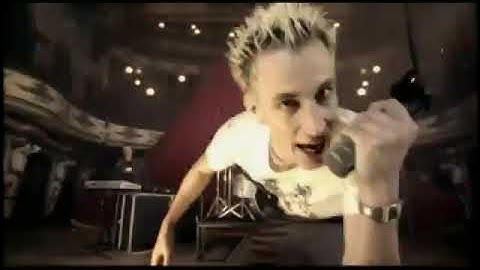 Grand Theft Audio - We Luv U