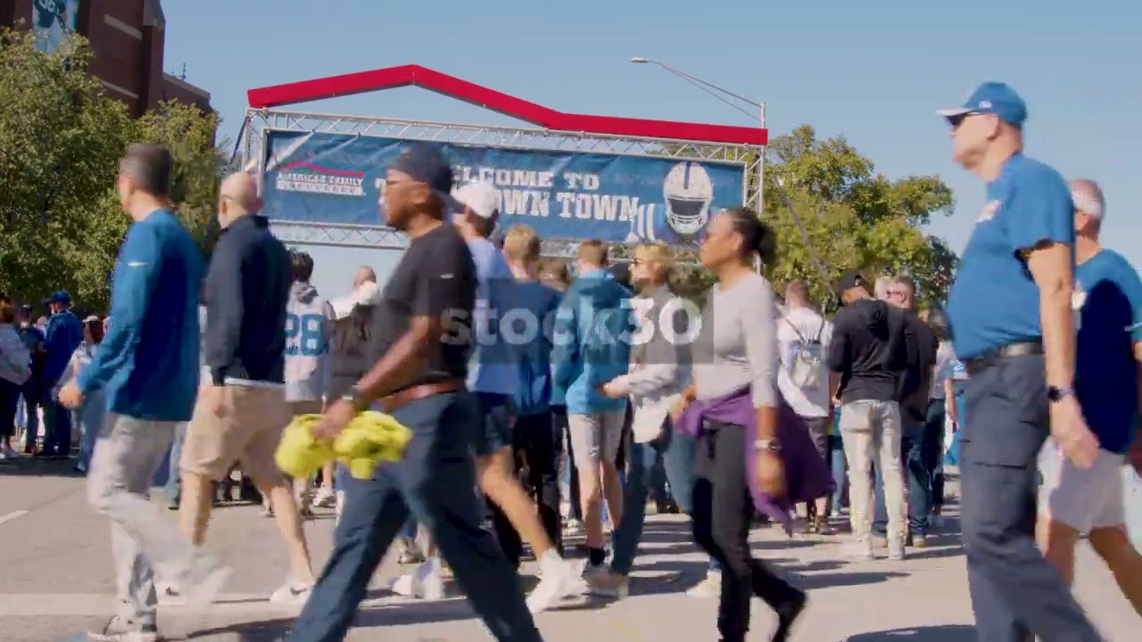 Indianapolis Colts Fans Arriving At The Lucas Oil Stadium, Indianapolis, USA 4
