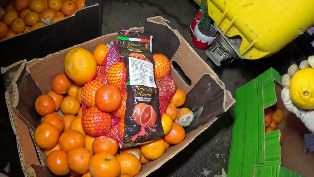 Wyrzucili większa ilość dobrego jedzenia!SZOK!Dlaczego sklepy marnują tyle żywności?!