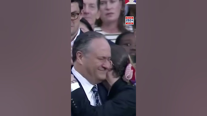 Crowd Reacts To Kamala Harris' Concession Speech