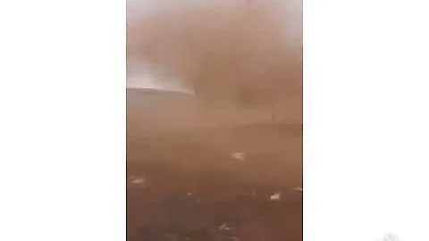 O que causa o redemoinho de vento?