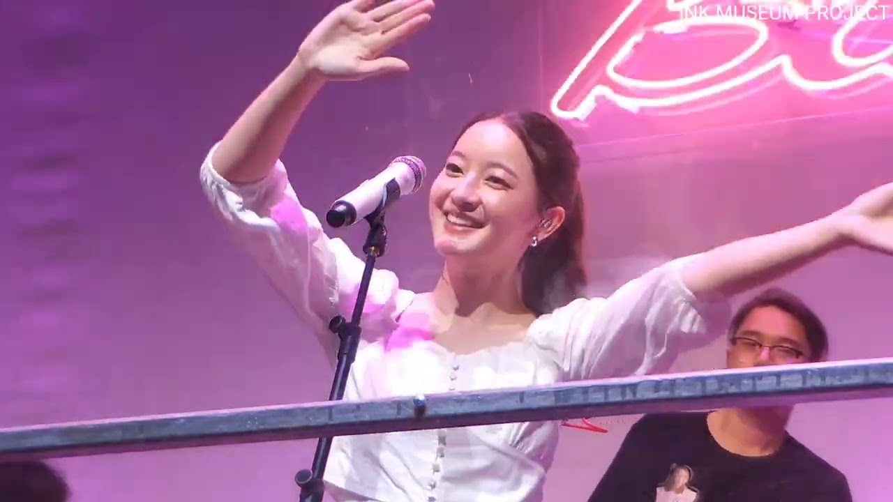 สายตาหลอกกันไม่ได้ - Ink Waruntorn [ Live at Blur Rangsit 18/08/2022 ...