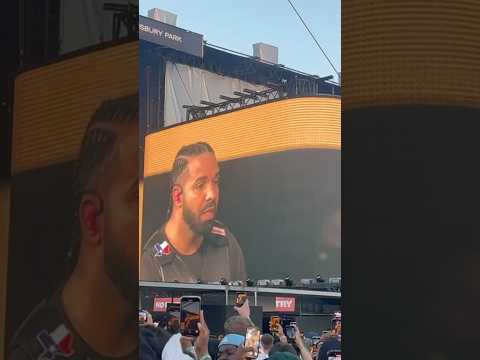 Drake & PARTYNEXTDOOR Performs “Come And See Me” At Wireless Festival | Billboard #Shorts