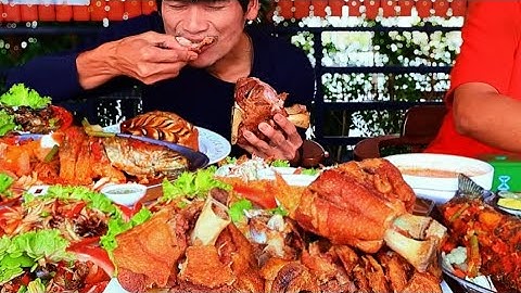 MUKBANG BÀN TIỆC 5 NGƯỜI: HEO QUAY GIÒN RỤM + CÁ NƯỚNG SIÊU NGON BÁ CHÁY ANH EM ƠI!