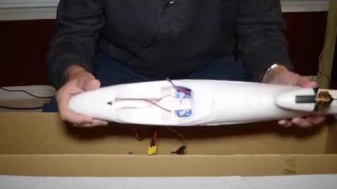 AXN Clouds Fly Sailplane Assembly Part 1