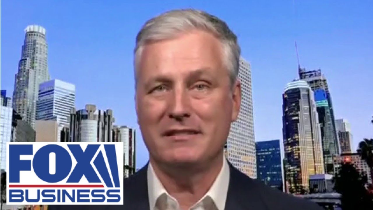 Should Ukraine get more money from the US?