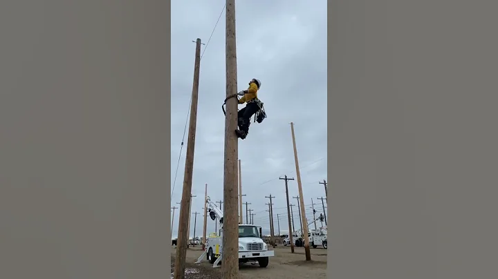 Rafael Ramirez-Chavez 40 ft Pole Climb