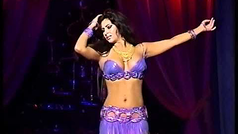 фируза джуманиязова 2021. хабиби арабская клубная. яллах хабиби. феруза джуманиязова фигура. песня ялла хабиби.