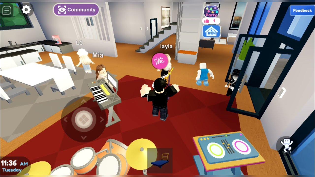 Throwing my birthday party in Livetopia Gameplay Roblox Livetopia