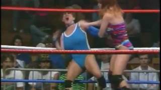 Babyface Nellie v Nasty Linda - Women Wrestling (Full)