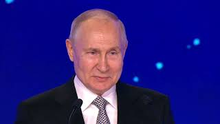 Владимир Путин описал картину технологического будущего России