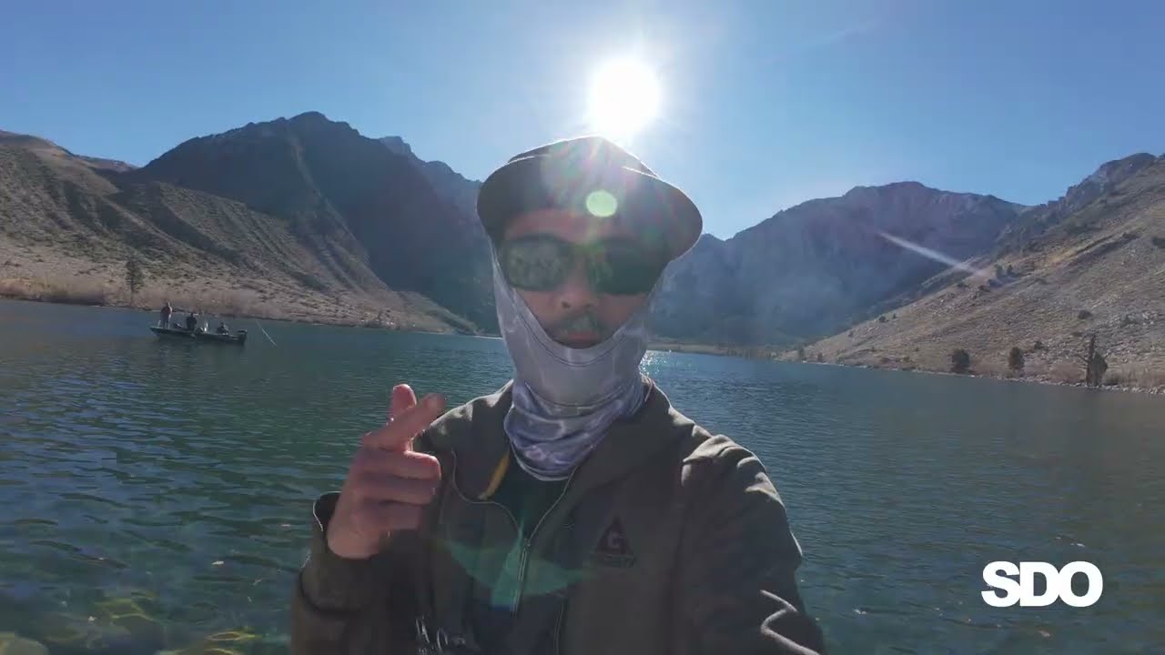 Ловля форели на озере Конвикт-Лейк-Фолл-Форель в Восточной Сьерре