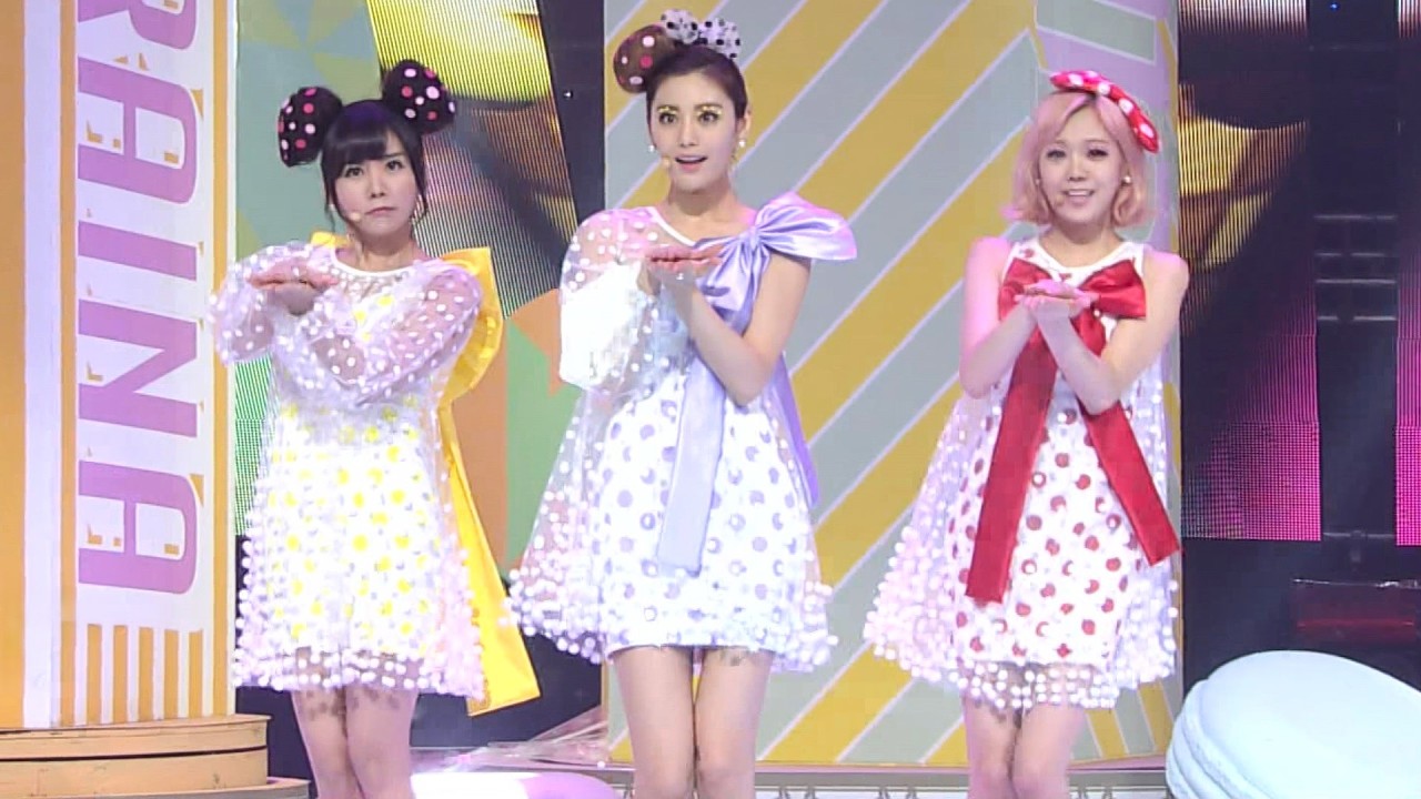 Orange Caramel - Catallena (Live) - YouTube