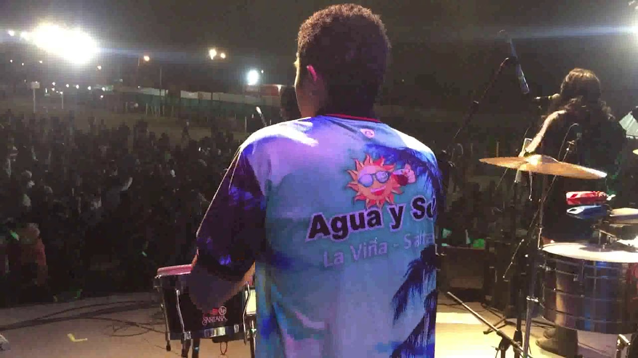 Agua y Sol. La Viña-Salta. El Carrileñaso... Adrian 