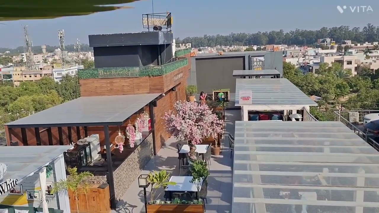 Rohtak city ,top cafe Kitna pyara 😍🥰party enjoy 😉