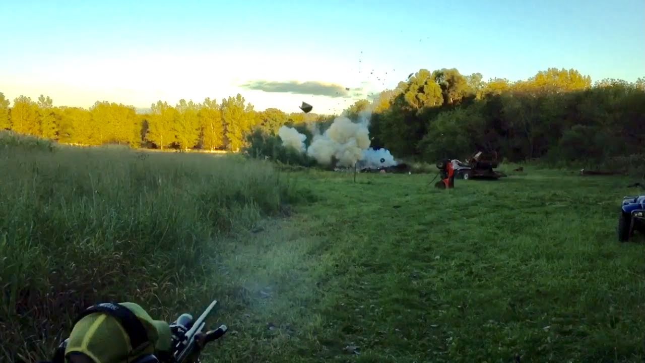 camera iphone 8 plus apk Car Explosion In A Field (In Slow Motion)