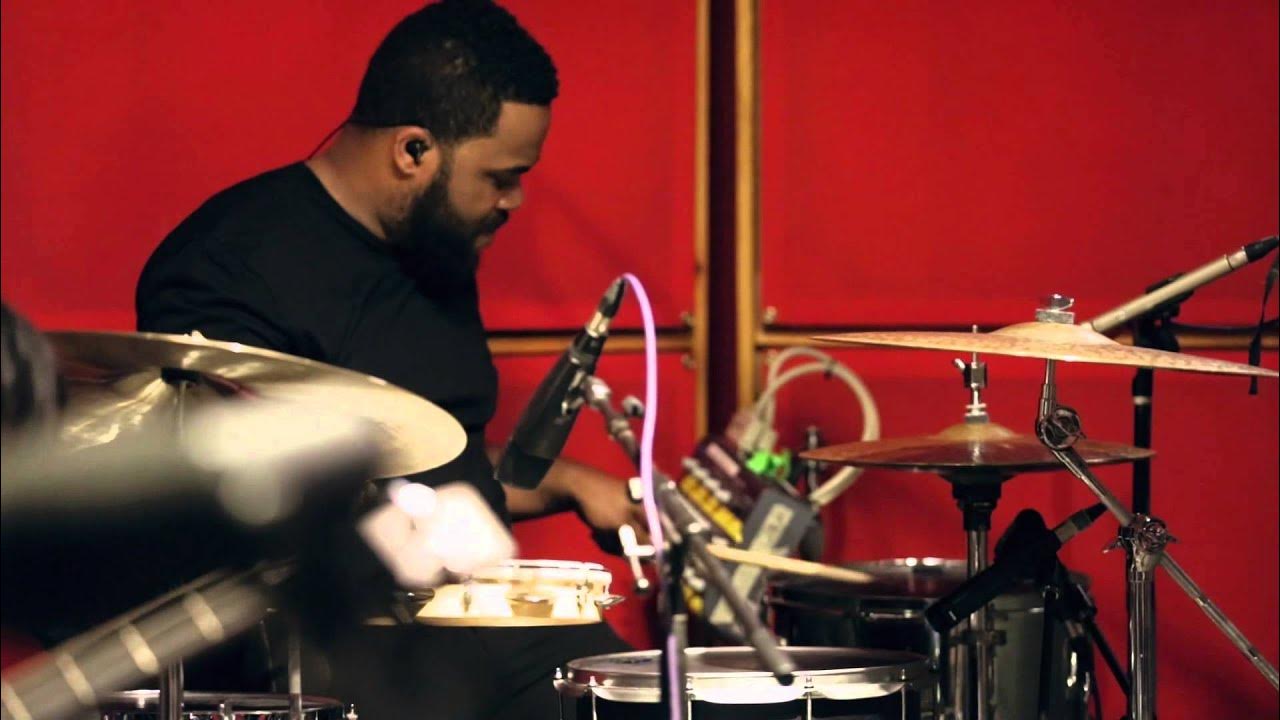 Jonathan McReynolds - Limp (Unplugged) (Music Video) Jonathan McReynolds - Limp (Unplugged) (Music Video)