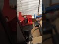 Squeaky extruder