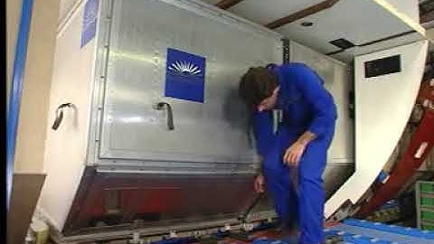 Airbus A330 A340 Full Size Container Loading and Unloading Operation