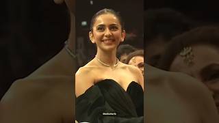 Shah Rukh Khan and Preity Zinta Dance performance Zee cine awards #yt#zeecineawards #shortfeed #srk