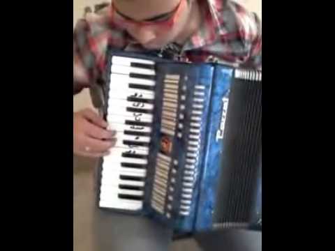 تعليم عزف اغنيه يا بلادي رامي جمال