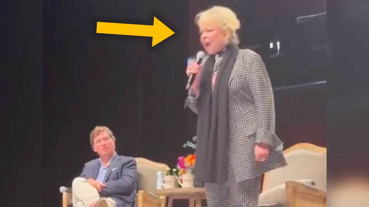 Roseanne screams like lunatic at deranged Tucker Carlson event