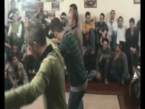 Ömer Faruk Bostan - 2009 Ahid Album Tanıtımı - Genç Ankara Seğmenleri Oynuyo
