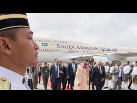 Video: Il re dell'Arabia Saudita Salman bin Abdul Aziz porta 506 tonnellate di bagagli per un viaggio di 9 giorni