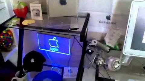 Apple dual boot G4 Cube