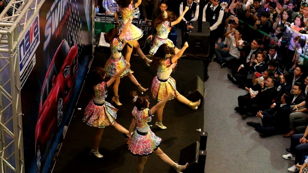 BNK48 - Aitakatta + BNK48 งาน All New Suzuki Swift @ Future Park