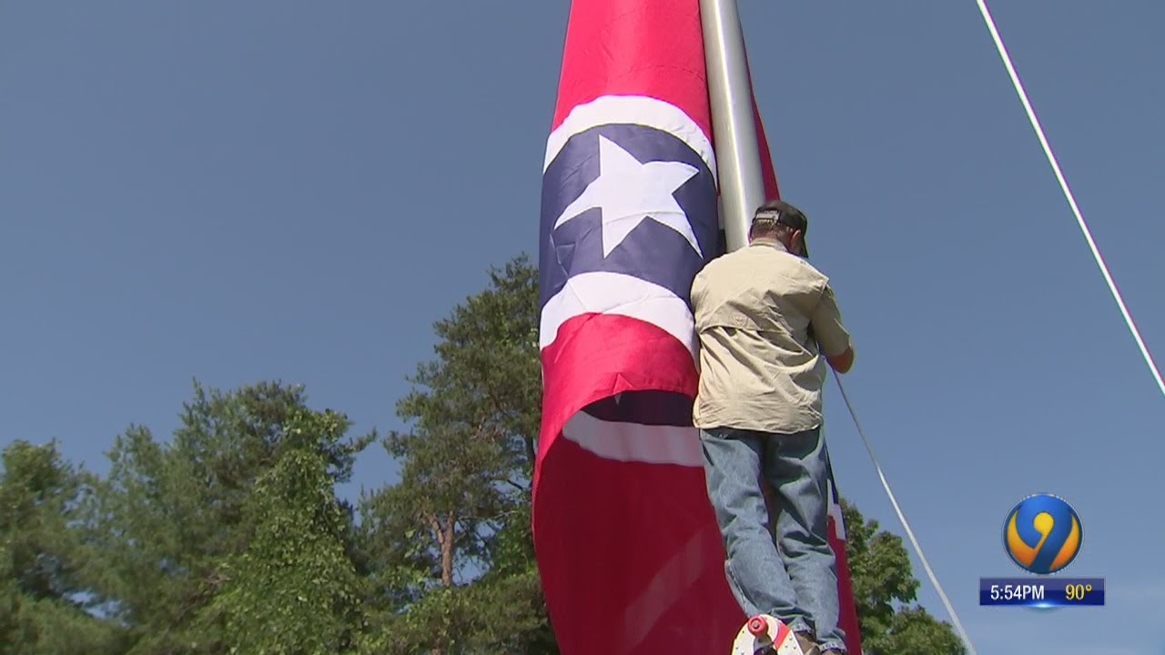 Sons of Confederate Veterans raise a massive Confederate flag over I-40 in Burke County | WSOC-TV