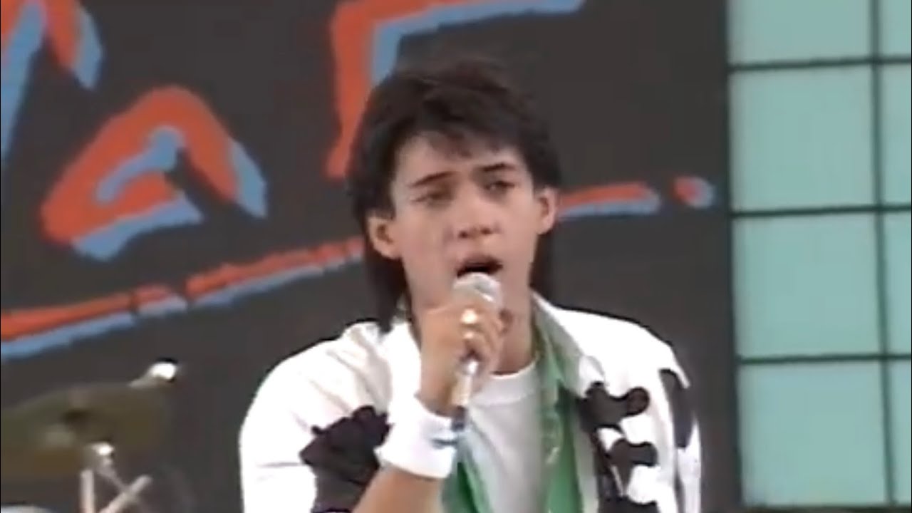 จากวันนั้นถึงวันนี้ - ไมโคร (โลกดนตรี อาทิตย์ที่ 8 มีนาคม 2530)