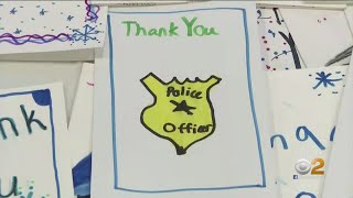 Students Make Cards For Long Island Cops