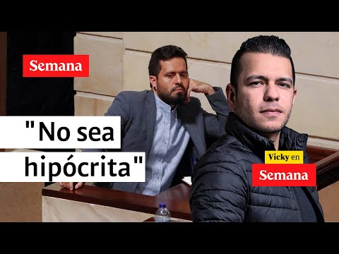Jota Pe Hernández le 'canta la tabla' a Alfredo Mondragón | Vicky en Semana