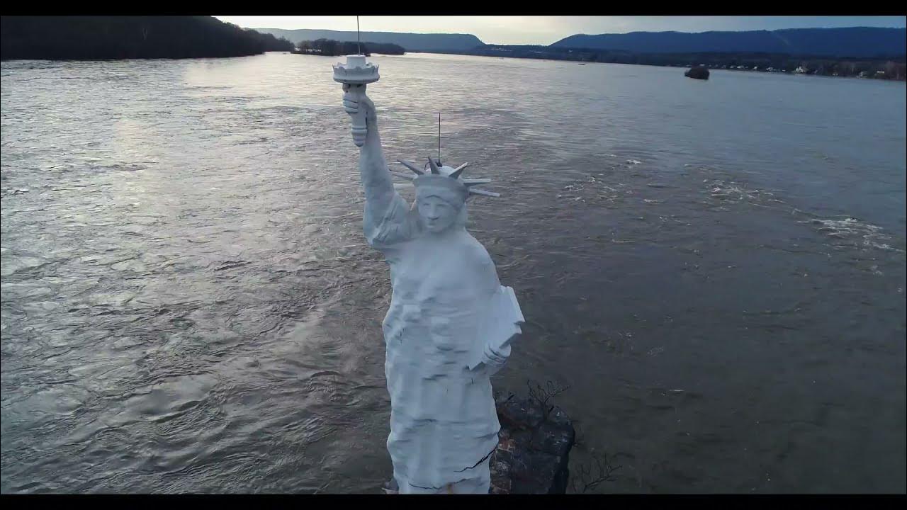 Flying to the Mini Statue of Liberty in Harrisburg, PA YouTube