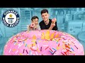 Largest doughnut cake w nick digiovanni and lynja  guinness world records