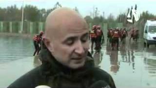 Un cuerpo de élite militar instruye a los policías para mejorar sus habilidades de rescate