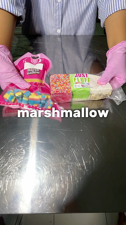 BATTLE IN MARSHMALLOW ! #justfluff #marshmallowfluff #marshmallow