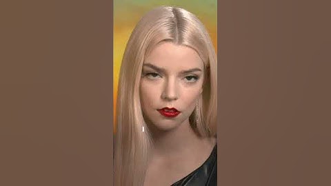 Anya Taylor-Joy rolls her eyes at Chris Hemsworth