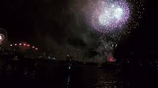 2015 NYE Fireworks from Sydney Harbor